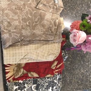 Bundle 4. men’s casual short sleeved button down shirts. 3 size L and 1 size M.